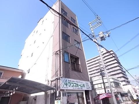 藤井寺市沢田のマンションの建物外観