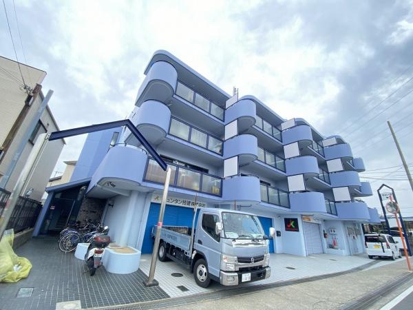 ヴィハーラ仲本の建物外観