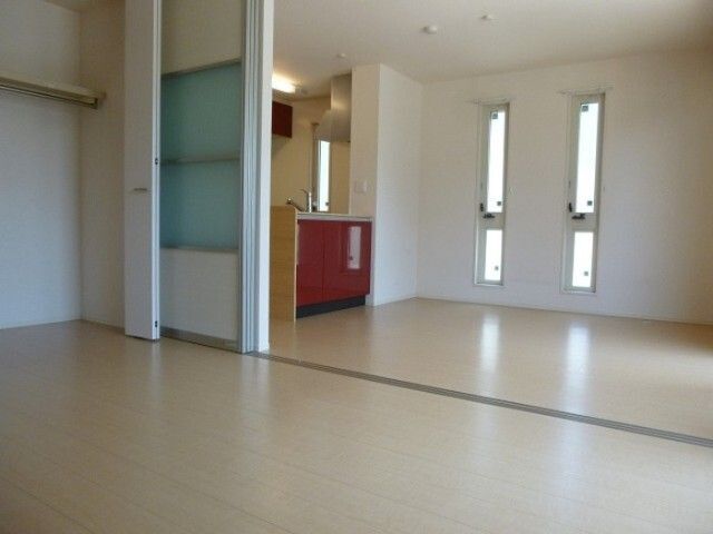 居室・リビング　※別部屋参考写真