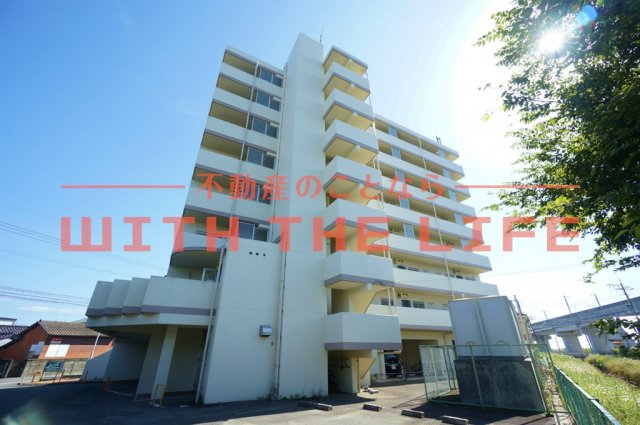 建物外観　落ち着いた雰囲気の外観です