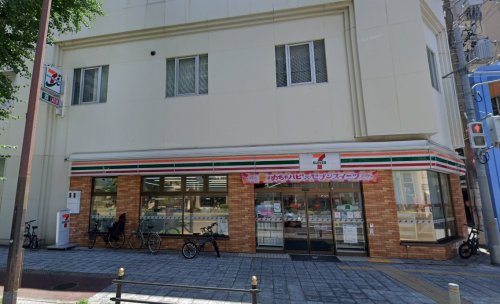 コンビニ　セブンイレブン 大阪南堀江1丁目店（コンビニ）まで158m