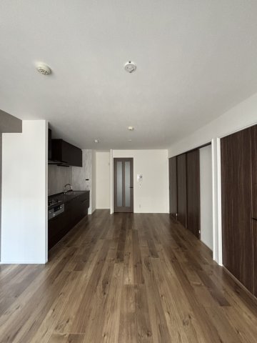 居室・リビング　14.2帖LDK