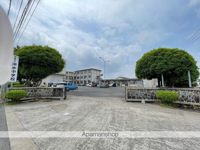 中学校　都城市立沖水中学校（中学校）まで1847m