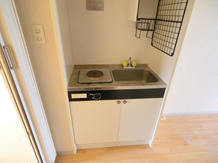 キッチン　電気コンロ