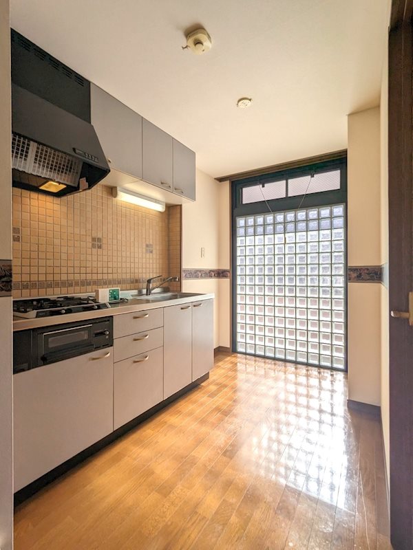 居室・リビング　キッチン