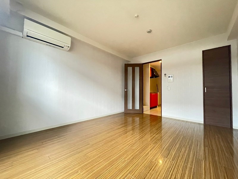 居室・リビング　※別号室の写真使用中