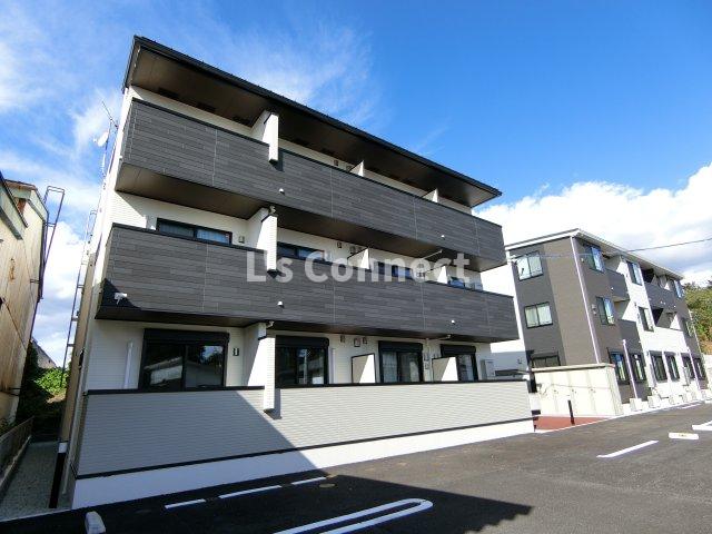 建物外観　２０２５年築のアパートです。