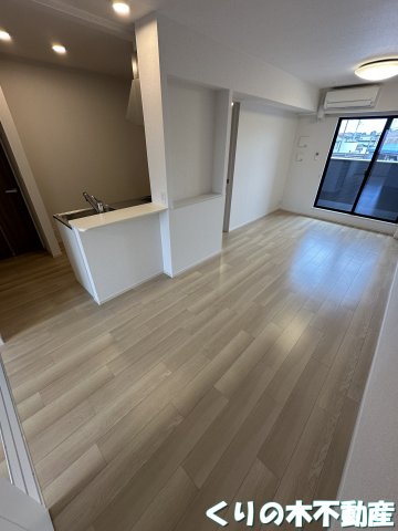 居室・リビング　同タイプのお部屋です（現況を優先します）