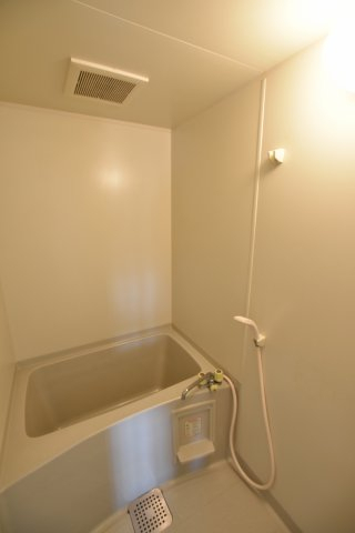 バス・シャワールーム　別号室の画像です。ご参考下さい
