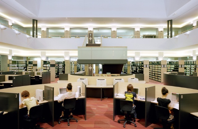 図書館　神戸学院大学図書館（図書館）まで2528m