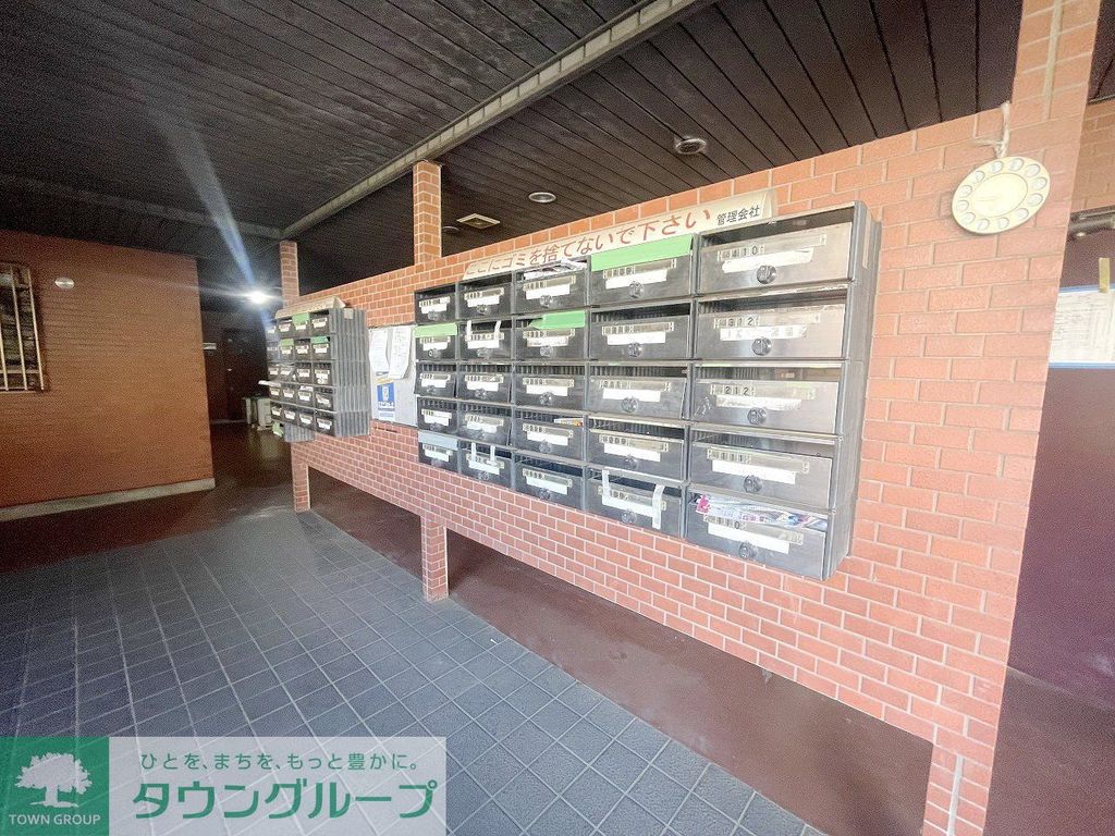 エントランス　エントランス