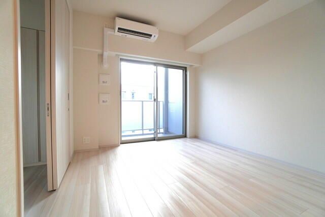 居室・リビング　使いやすい居間です