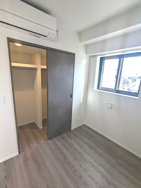 その他共有部分　3.4帖洋室、エアコン付、ウォークインクローゼット、上層階の