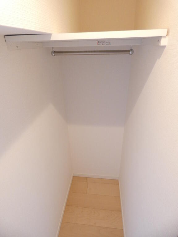 収納　ウォークインクローゼット