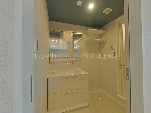 洗面設備　当社HPに沢山写真載ってます。