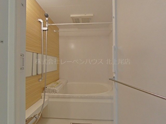 バス・シャワールーム　当社HPに沢山写真載ってます。