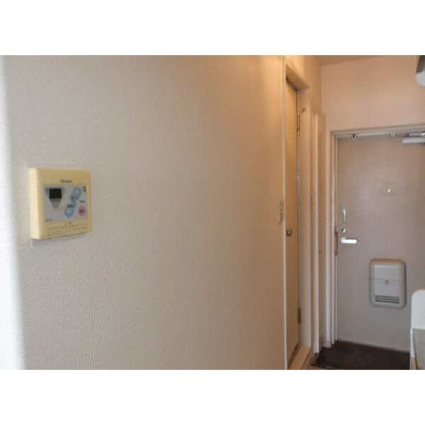 玄関　エントランス