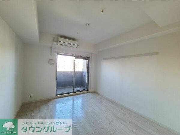 居室・リビング　同仕様