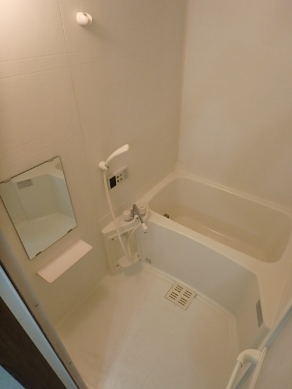 バス・シャワールーム　図面と現状に相違がある場合には現状を優先