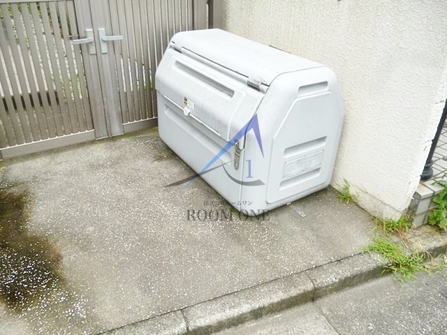その他共有部分　敷地内ごみ置き場です。
