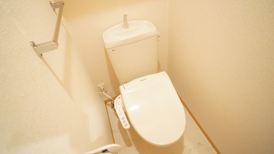 トイレ　シャワー付きトイレ