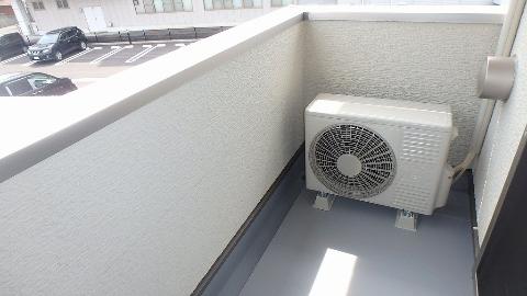 バルコニー　日当たりが良く洗濯物もよく乾く♪
