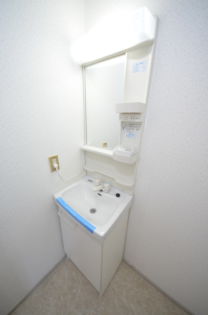 洗面設備　～顔を洗って元気に出発荒～