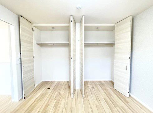 収納　同メーカー施工例参考イメージ画像