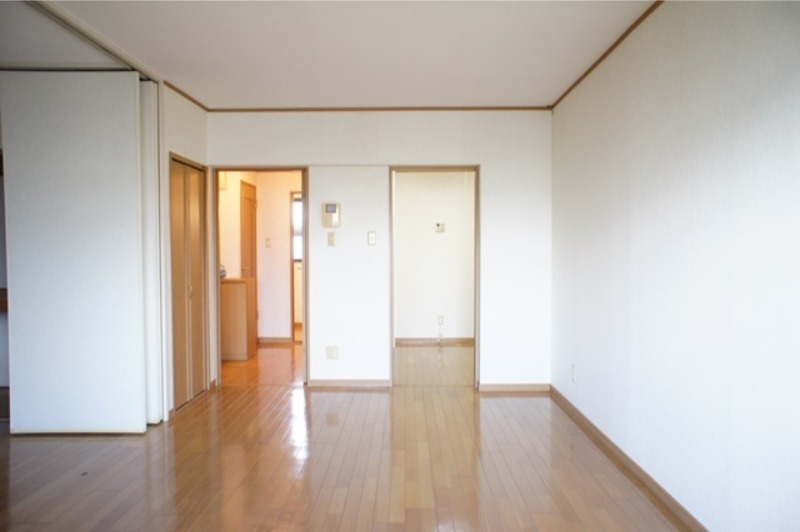 居室・リビング　図面と現状に相違がある場合には現状を優先