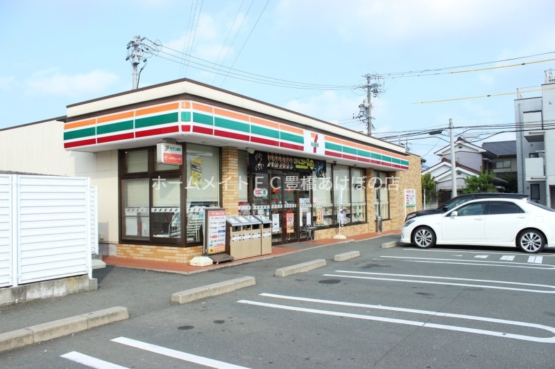 コンビニ　セブンイレブン豊川下野川店（コンビニ）まで421m
