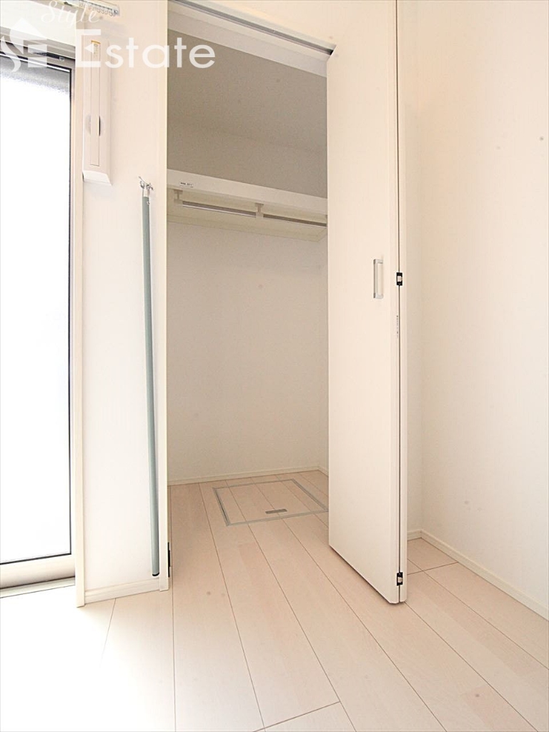 収納　クローゼット