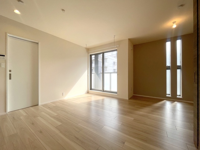 居室・リビング　★南向きで明るいお部屋です★