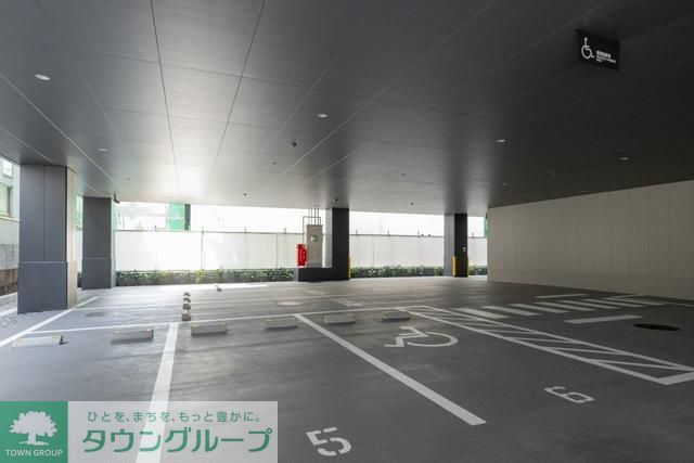 駐車場　2024年10月撮影