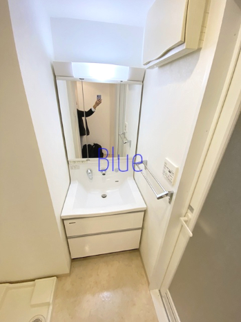 洗面設備　同仕様