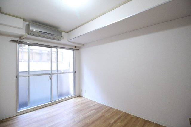 居室・リビング　洋室です