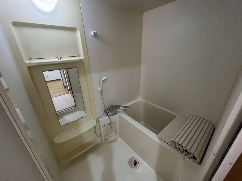 バス・シャワールーム　浴室