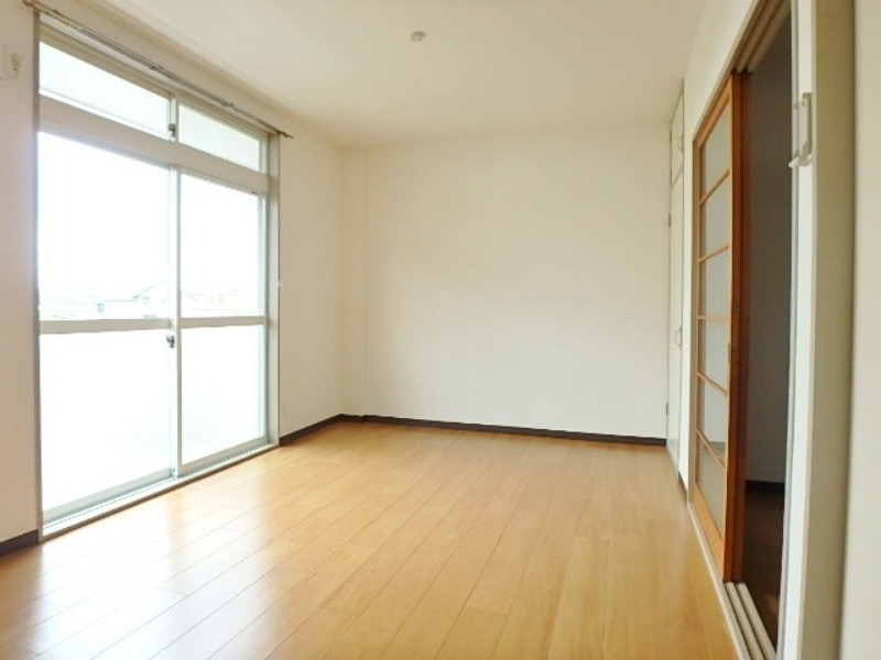 居室・リビング　図面と現状に相違がある場合には現状を優先