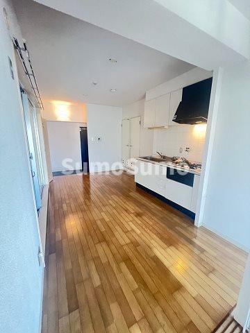 居室・リビング　居間です