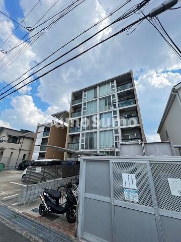 建物外観　外観は落ち着いています