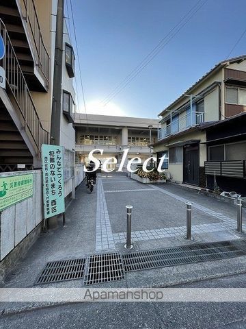 小学校　横浜市立平沼小学校（小学校）まで422m