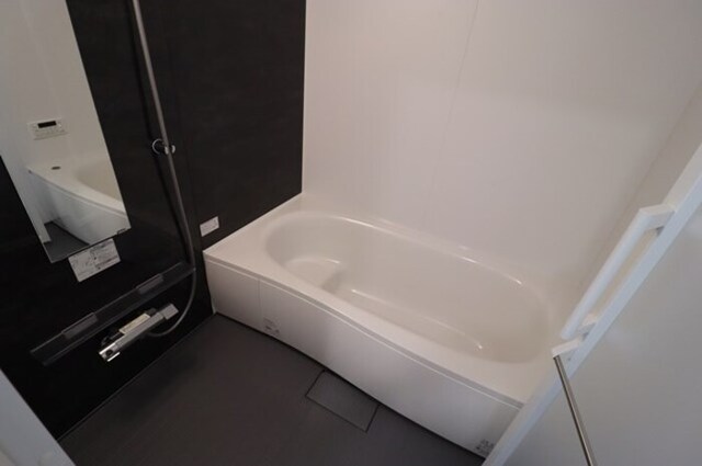 バス・シャワールーム　バスルーム