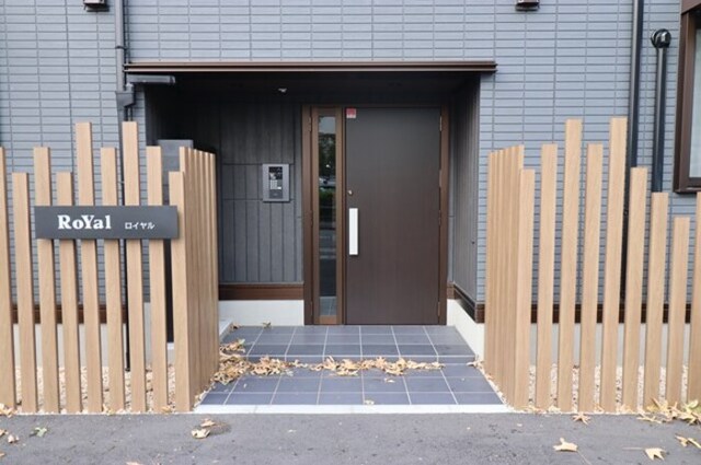 エントランス　エントランス