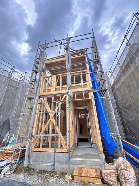 建物外観　外観（建設中）