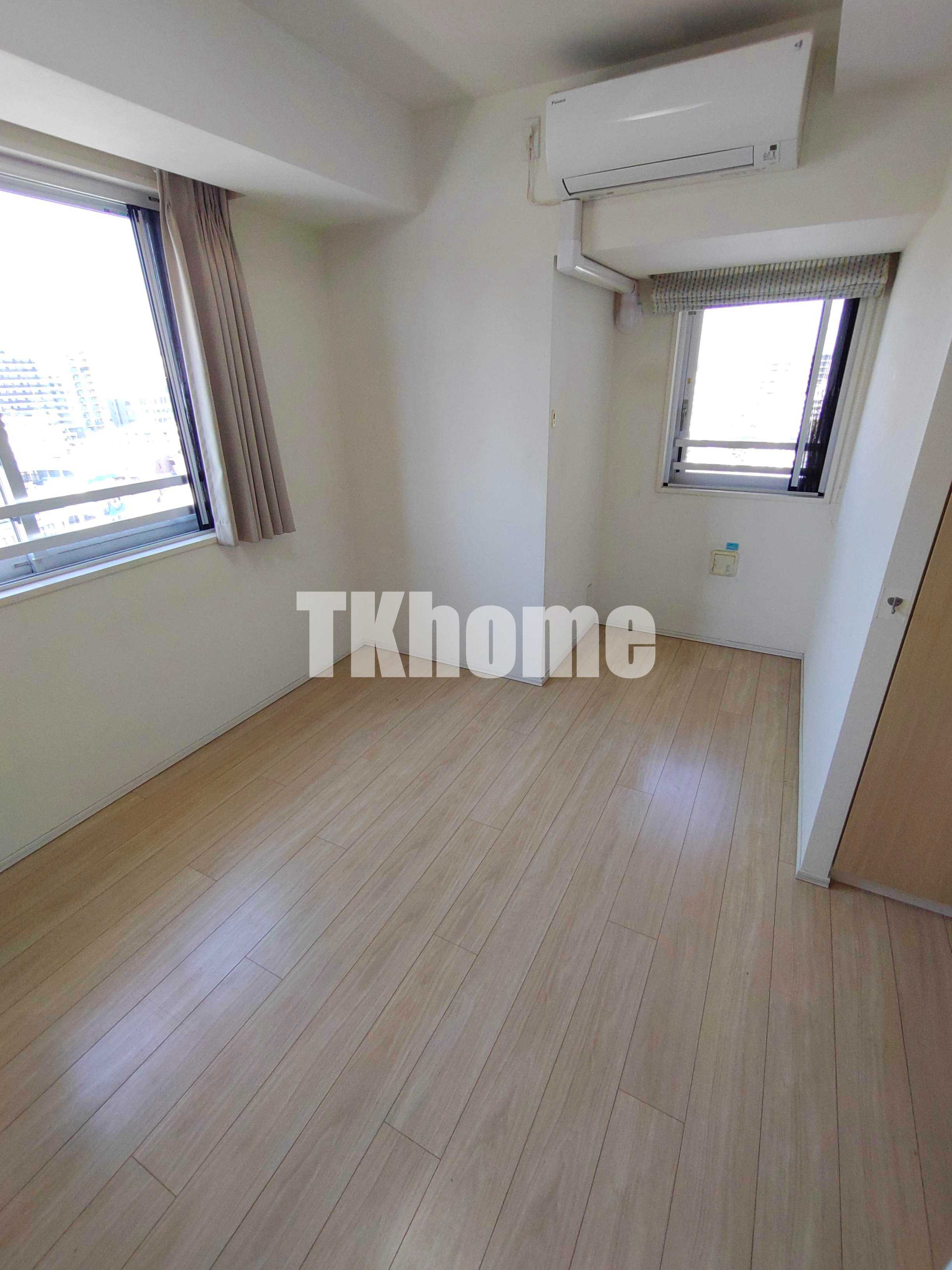 その他　7.2帖の洋室　角部屋　2面採光です