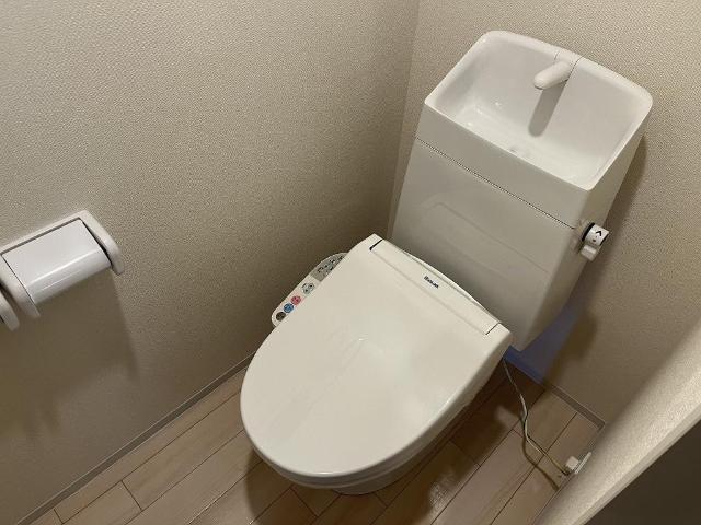 トイレ　シャワー付トイレ