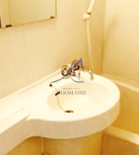 洗面設備　洗面台です。