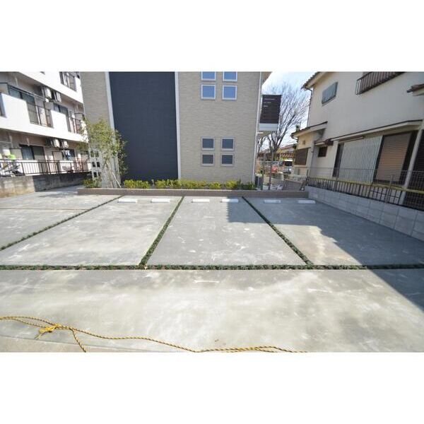 駐車場　敷地内駐車場♪