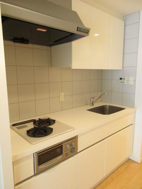 キッチン　※別部屋参考写真