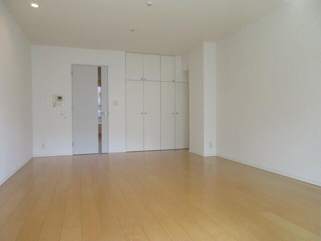 居室・リビング　※別部屋参考写真