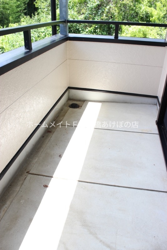 バルコニー　同型別部屋写真